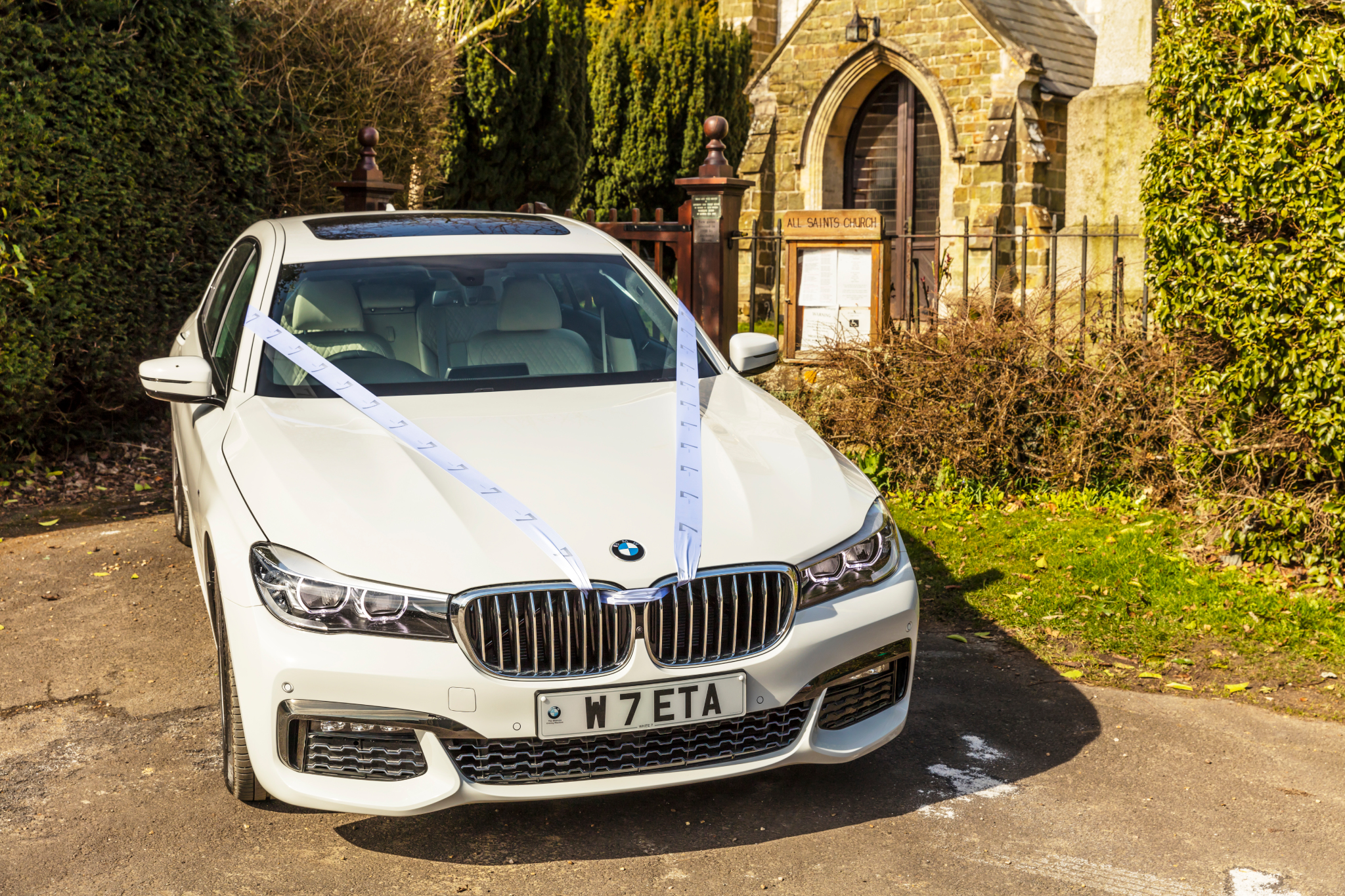 White 7 - 7 series Wedding Car